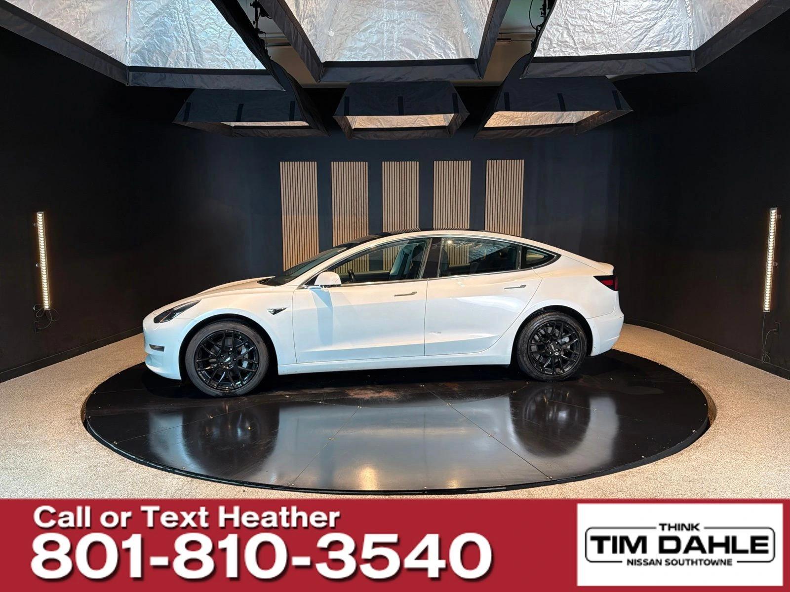 tesla model 3 2019 5YJ3E1EBXKF388227 image tesla model 3 2019 5YJ3E1EBXKF388227 image